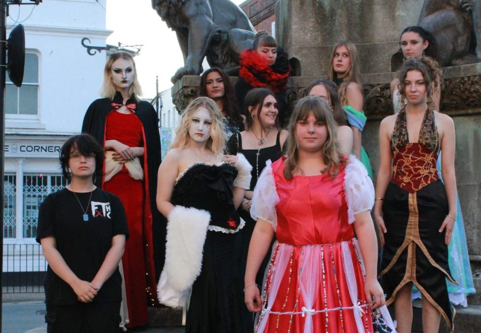 FASHION STUDENTS SHINE BRIGHT WITH BIOLUMINESCENT GARMENTS AT RUNWAY EVENT