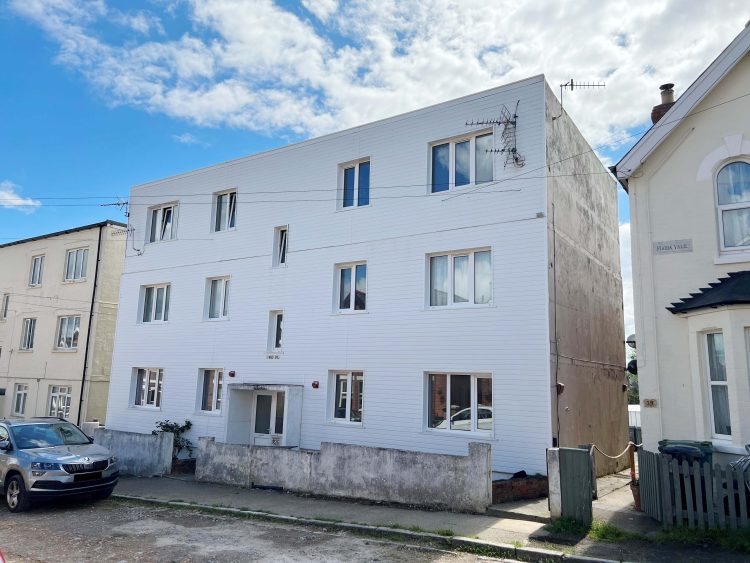 ISLE OF WIGHT LOTS SELL IN LATEST CLIVE EMSON AUCTION