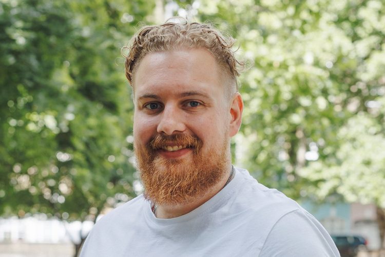 FROM SOUND DESK TO SANCTUARY – RYDE CURATE NATHAN HAMILTON TO BE ORDAINED