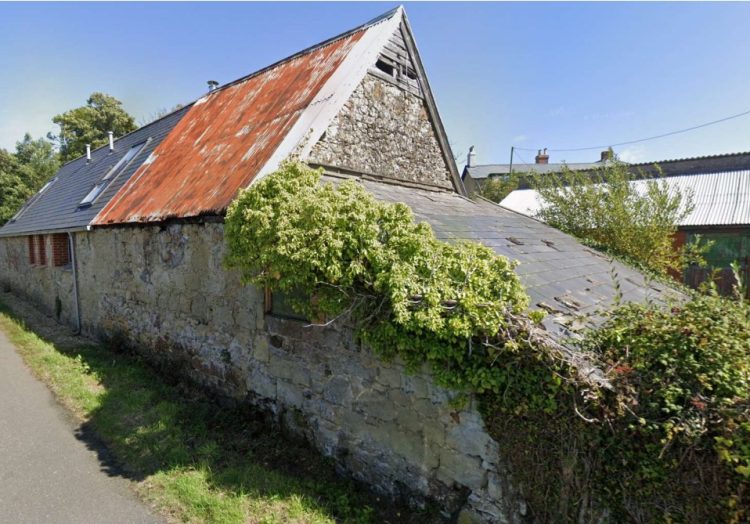 PLANS LODGED TO CONVERT FARM BARN INTO 2-BEDROOM HOME IN ROUD