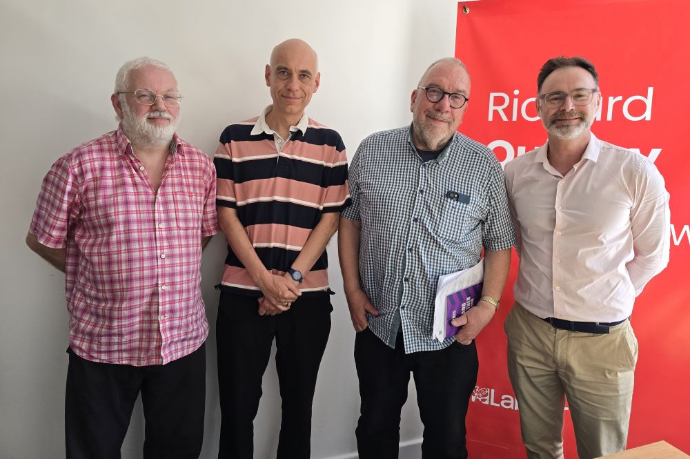 EDUCATION UNIONS MEET WEST WIGHT MP RICHARD QUIGLEY TO DISCUSS SCHOOL CLOSURES