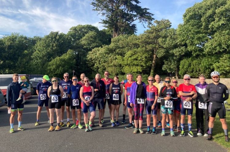 WIGHT TRI MEMBERS TAKE ON CHALLENGE OF CARISBROOKE DUATHLON