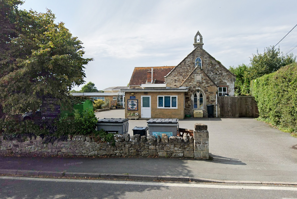 BRIGHSTONE PRIMARY CELEBRATES GLOWING SIAMS INSPECTION