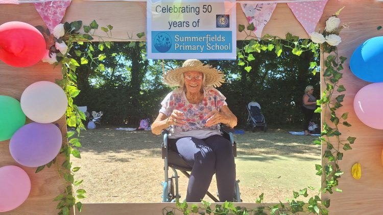 VECTA HOUSE RESIDENTS JOIN SUMMERFIELD’S PRIMARY SCHOOL FOR 50TH ANNIVERSARY CELEBRATIONS