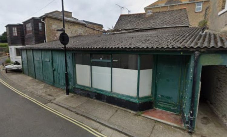 CONTENTIOUS BID TO DEMOLISH GARAGE IN SEAVIEW RE-SURFACES