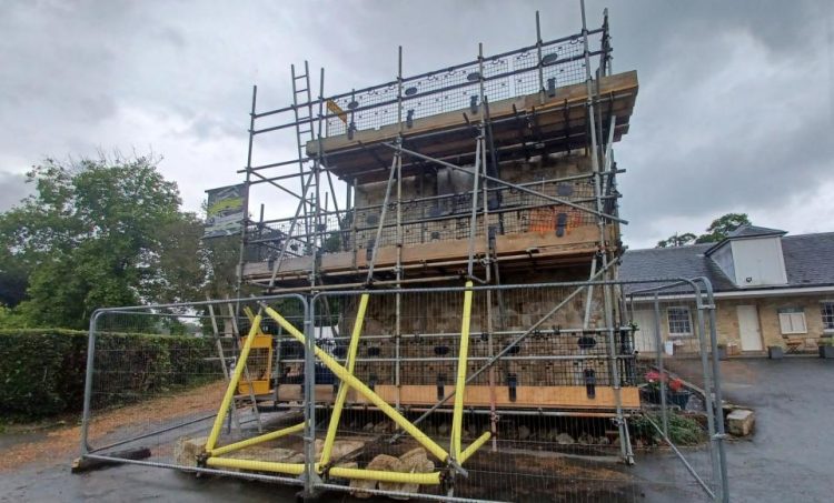 HISTORIC BARN AT NORTHWOOD HOUSE TO BE STABILISED AFTER DECAY DISCOVERED