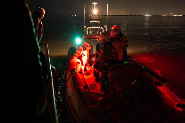 LATE-NIGHT MEDICAL EMERGENCY PROMPTS LIFEBOAT RESPONSE TO NEWTOWN CREEK
