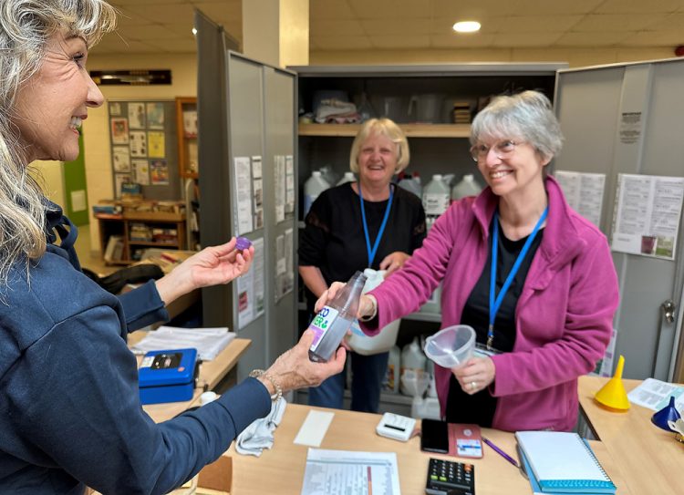 ECO REFILL SCHEME LAUNCHES AT WEST WIGHT SPORTS CENTRE
