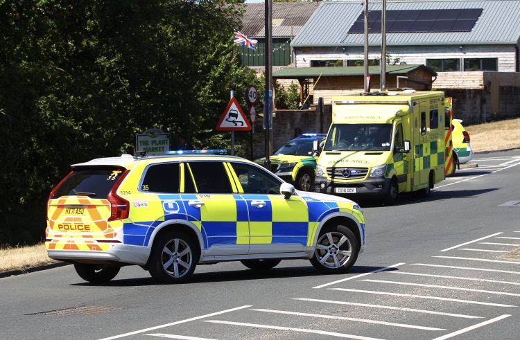 UPDATED: POLICE AND PARAMEDICS RUSH TO MOPED ACCIDENT IN WOOTTON