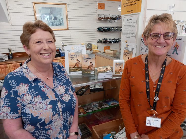 LOCAL AUTHOR’S SHORT STORIES RAISE OVER £1200 FOR MOUNTBATTEN ISLE OF WIGHT