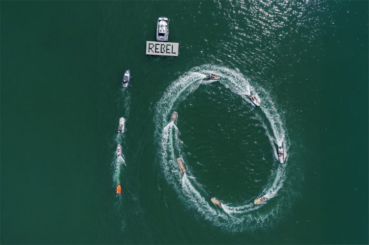 ISLE OF WIGHT’S REBEL MARINE CELEBRATES 10 YEARS WITH SOLENT ‘10’ DISPLAY