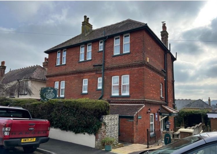 RETIRING SHANKLIN HOTELIERS GIVEN PERMISSION TO TRANSFORM HOTEL INTO HOUSE