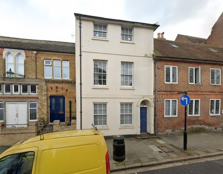 PLANS UNVEILED TO REDEVELOP LONG-VACANT NEWPORT OFFICE INTO DWELLING