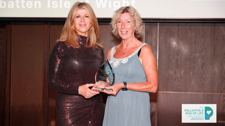MOUNTBATTEN NURSE WINS NATIONAL AWARD FOR EXCELLENCE IN PALLIATIVE CARE