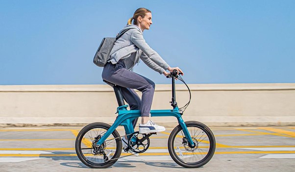 HOW TO TURN YOUR DAILY COMMUTE INTO A FUN AND SUSTAINABLE RIDE