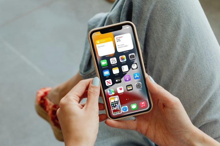 WHY HINT APP TAPPS INTO OVERLOOKED DECISION ANXIETY
