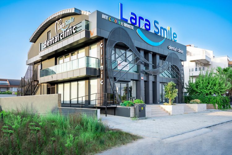 WHY BRITS ARE CHOOSING ANTALYA FOR THEIR SMILE MAKEOVER