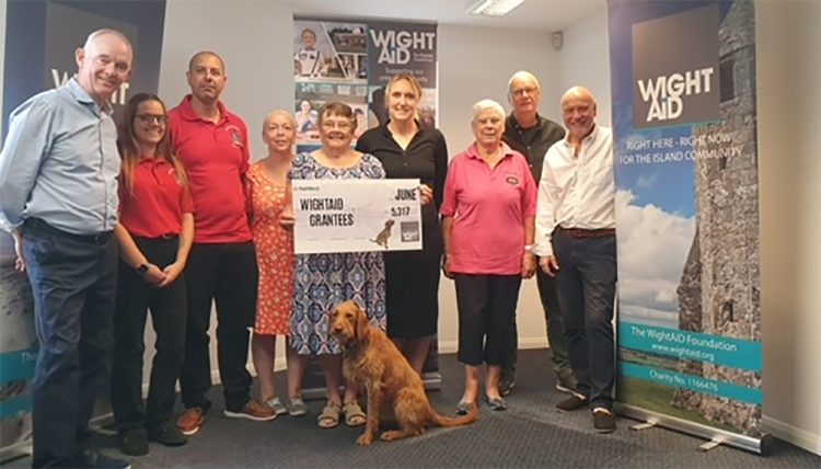 FOUR MORE ISLE OF WIGHT GROUPS BOOSTED BY WIGHTAID CASH