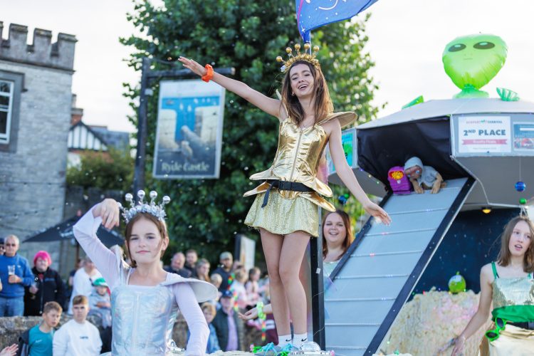 PHOTOS: CROWDS LINE THE STREETS FOR RYDE CARNIVAL’S 2025 MAIN PROCESSION