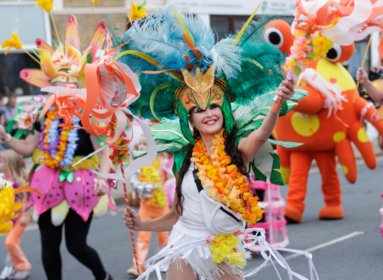 SHANKLIN CARNIVAL BRINGS COLOUR AND COMMUNITY TO THE STREETS