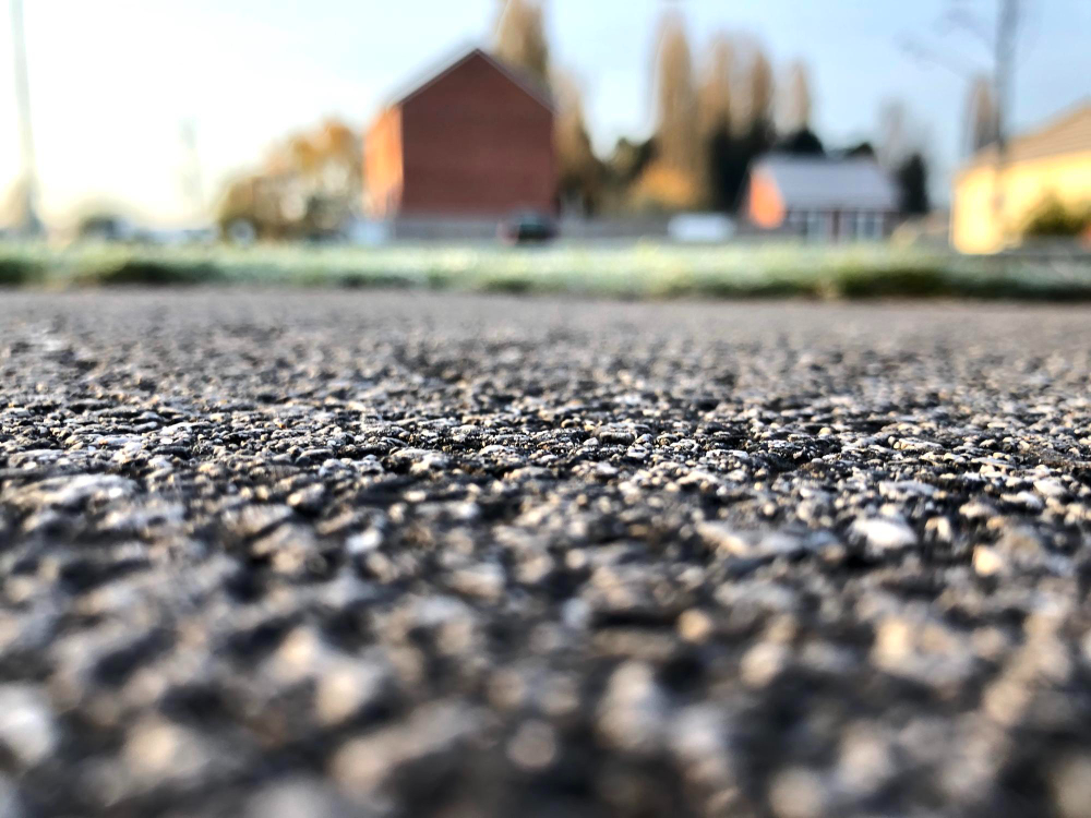 DO TARMAC DRIVEWAYS ADD VALUE TO YOUR HOME FOR RESELLING?