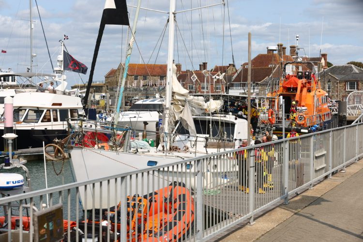 YACHT CORDONED OFF AND DETECTIVES CALLED IN FOLLOWING SOLENT DRAMA