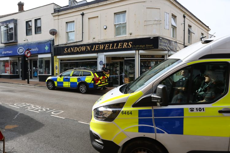 JEWELLERS CORDONED OFF AS SHOP WORKER HOSPITALISED AFTER ROBBERY