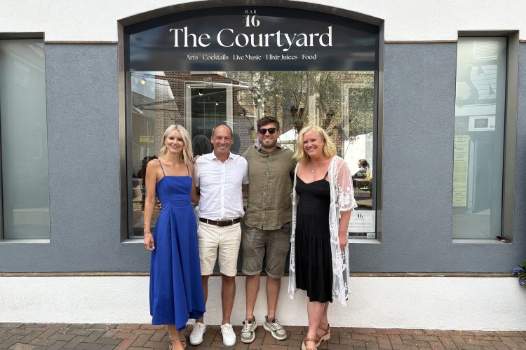 LOCAL ART AND COCKTAILS TAKE CENTRE STAGE AT THE COURTYARD IN COWES
