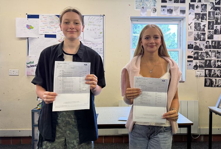 ISLAND TEENS CELEBRATE ACHIEVEMENTS ON GCSE RESULTS DAY