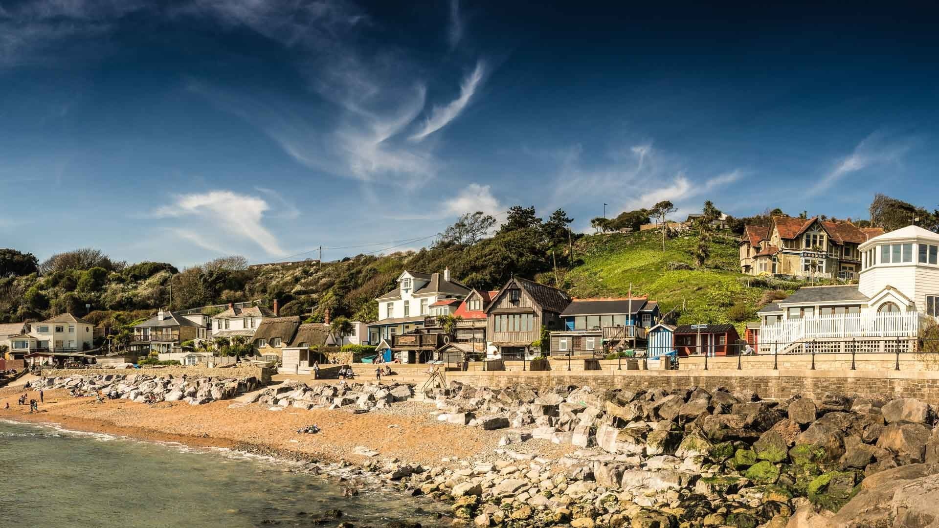 HOW NEW TAX RAISE HELP THE COMMUNITY OF ISLE WIGHT?