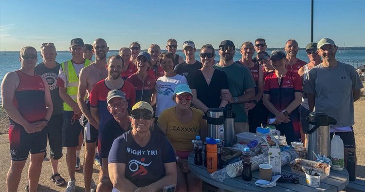 SUNSHINE AND SMILES AS WIGHT TRI CLUB CHAMPIONSHIPS TAKE OVER GURNARD SEAFRONT