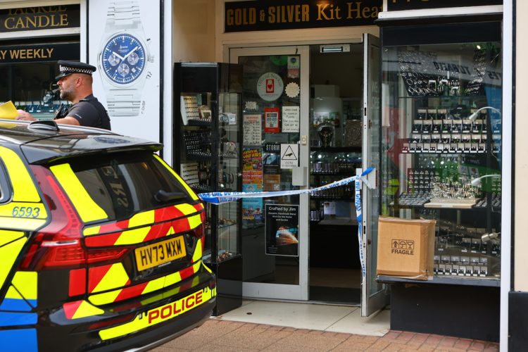 JEWELLERS CORDONED OFF AS SHOP WORKER HOSPITALISED AFTER ROBBERY