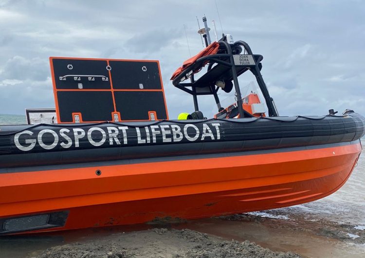 GOSPORT LIFEBOAT GROUNDED ON SANDBANK DURING RYDE RESCUE MISSION