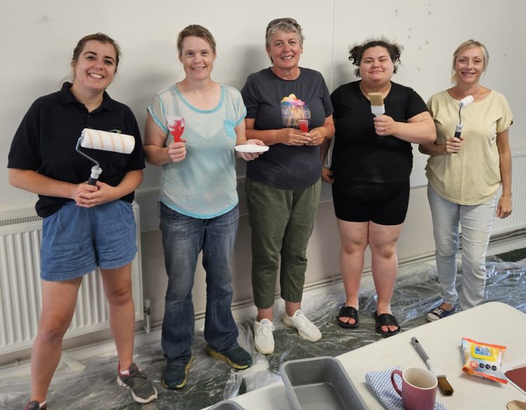 NEW COMMUNITY FACILITY IN WOOTTON GETS HELPING HANDS FROM ISLAND ROADS