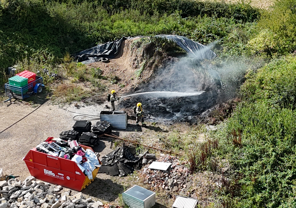 FIREFIGHTERS TACKLE TYRE FIRE NEAR HOLIDAY PARK IN BEMBRIDGE