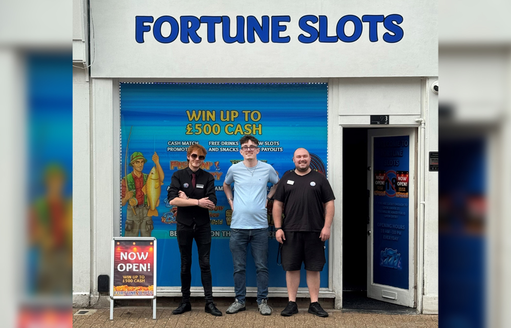 FORTUNE SLOTS OPENS THE DOORS IN NEWPORT WITH FREE PLAY AND REFRESHMENTS