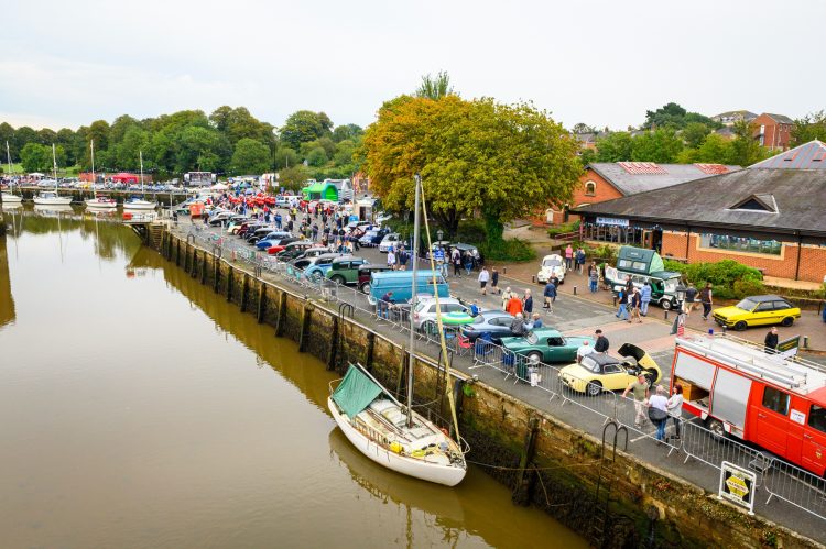 CLASSIC MOTOR SHOW RETURNS TO NEWPORT AND RYDE THIS WEEKEND WITH 400 VEHICLES EXPECTED
