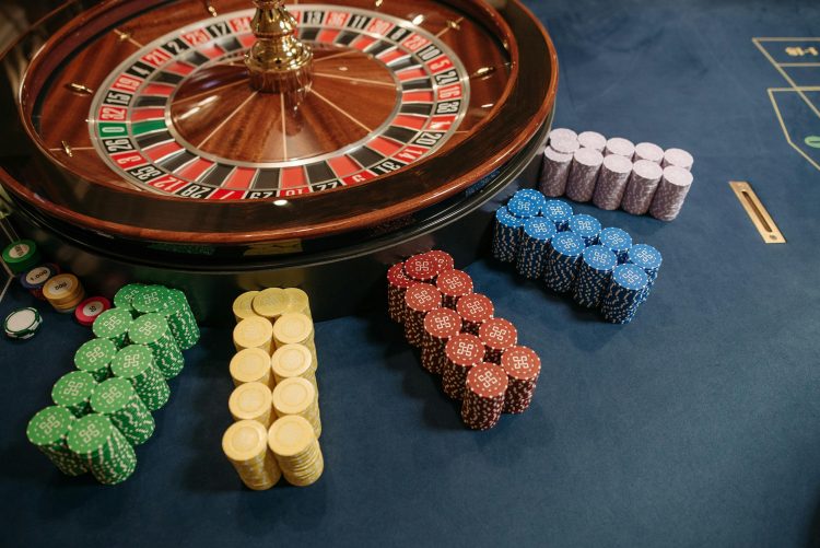 WHAT CAN ONLINE CASINOS DO TO REIGN SUPREME IN THE ISLE OF WIGHT?