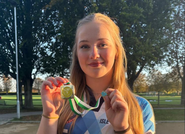 SUMMER ENDS OUTDOOR SEASON ON A HIGH WITH DOUBLE TITLE WIN