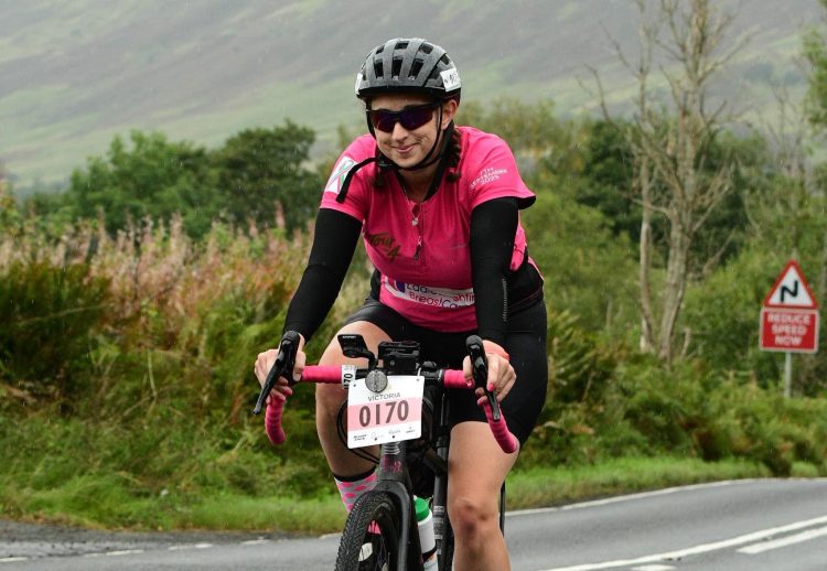 ISLE OF WIGHT MUM WITH STAGE 4 CANCER COMPLETES 90KM TOUR DE 4 CHARITY RIDE