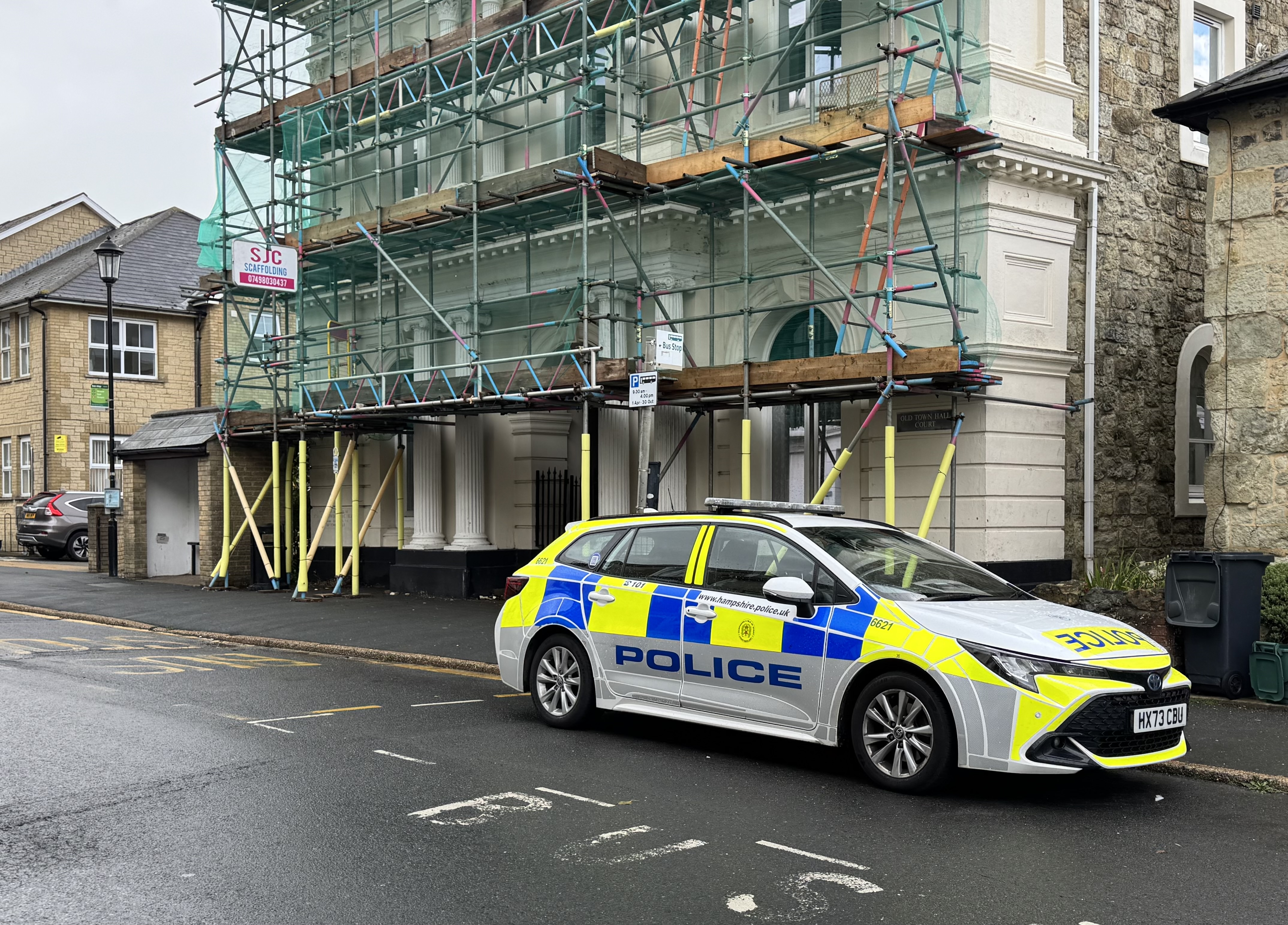 ‘DO NOT APPROACH’ WARNING AS POLICE WORK TO LOCATE WANTED LEWIS MORERA-MORGAN