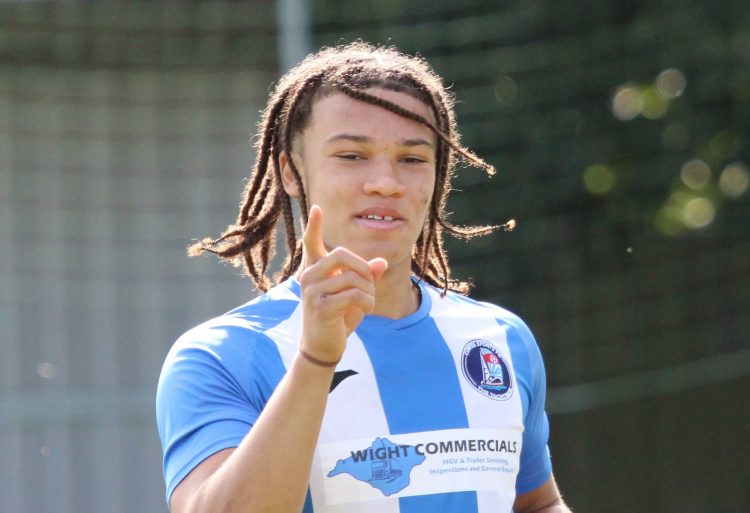 COWES, PORT AND VICS ALL TRIUMPH ON WESSEX LEAGUE SUPER SATURDAY