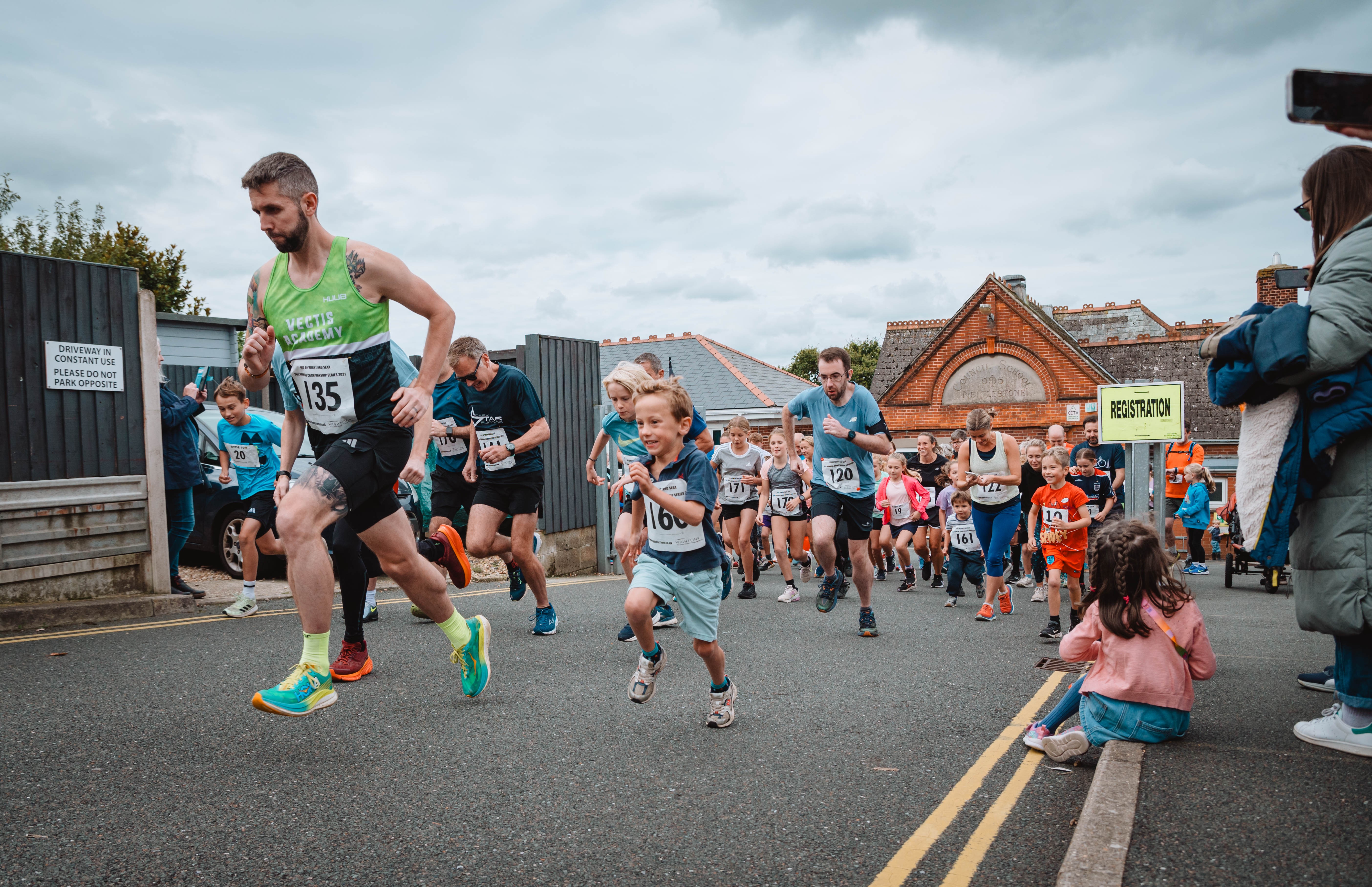 RUNNERS READY FOR NETTLESTONE RAT RACE THIS WEEKEND