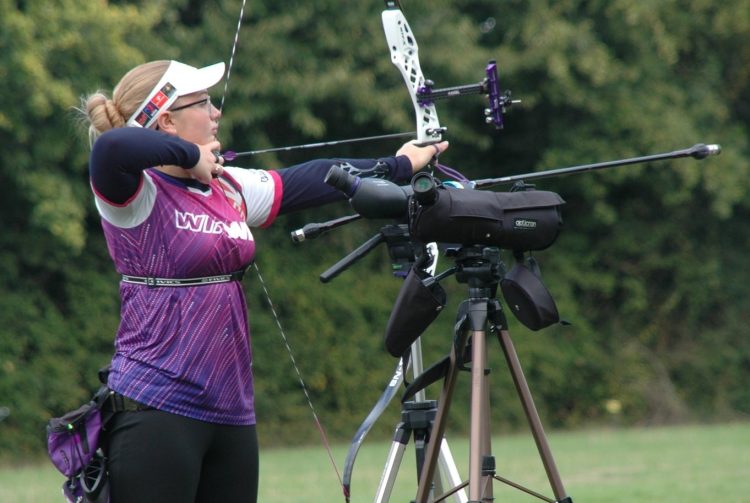 SUMMER CLAIMS DOUBLE VICTORY AND BREAKS RECORDS AT HAMPSHIRE OUTDOOR CHAMPIONSHIPS