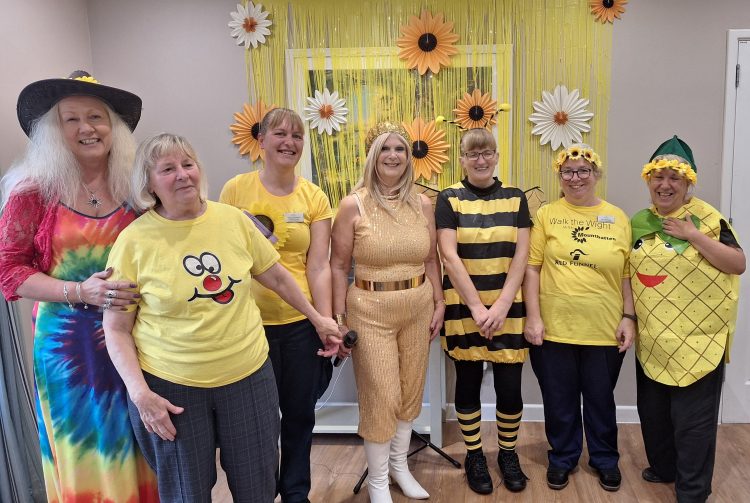VECTA HOUSE GOES YELLOW TO RAISE FUNDS FOR MOUNTBATTEN
