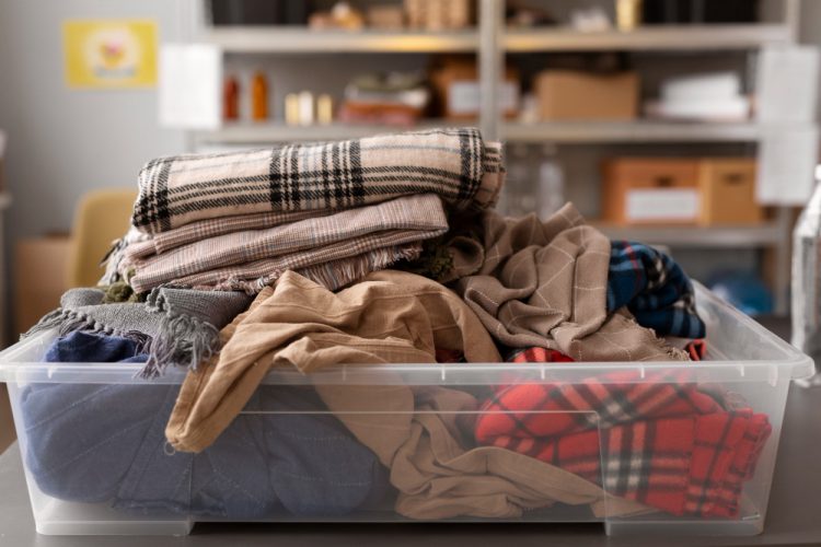 HOW DECLUTTERING CAN CHANGE YOUR LIFE