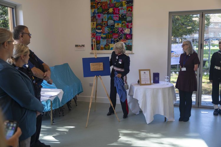 SOUTH WIGHT AREA YOUTH PRESENTED WITH KING’S AWARD AND OPENS NEW COMMUNITY HUB