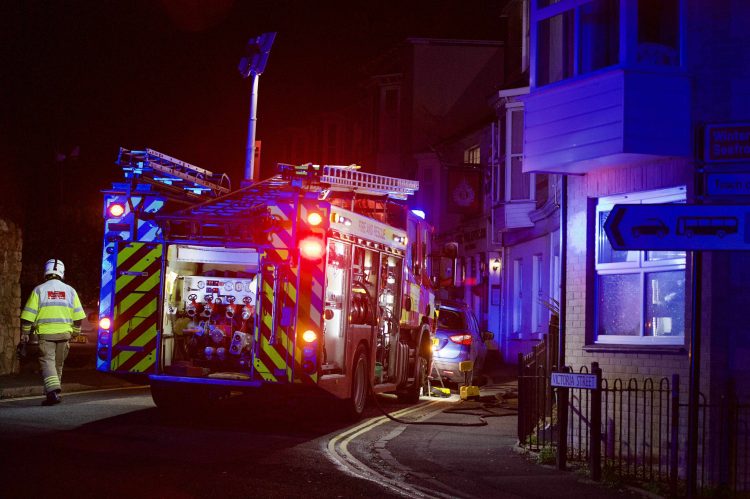 FLAT FIRE IN TOWN CENTRE SEES CREWS MOBILISED TO VENTNOR
