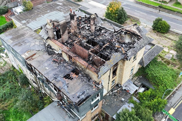 UPDATED: SANDOWN’S DERELICT CYGNET HOTEL DESTROYED BY SUSPICIOUS BLAZE