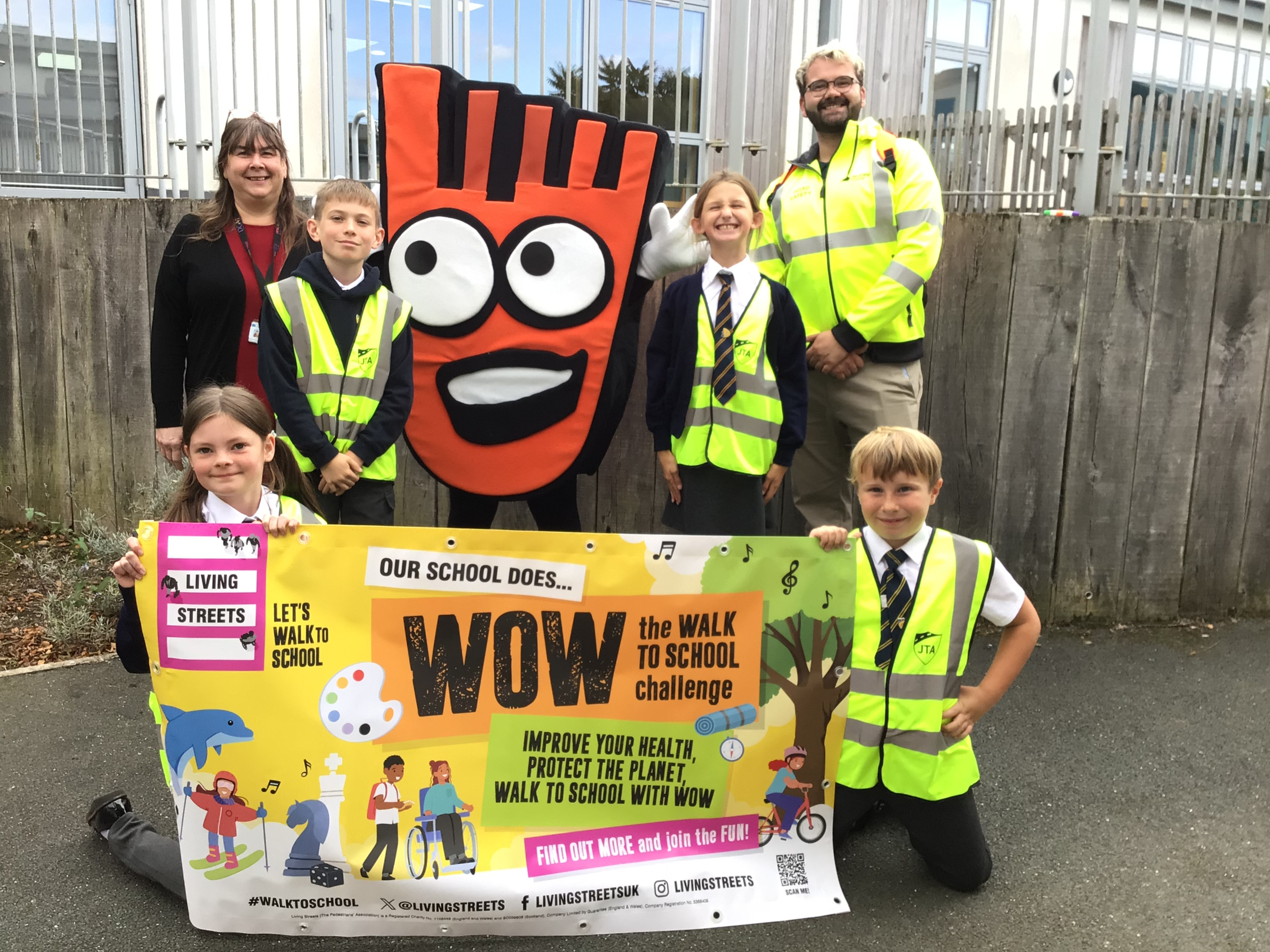 ISLE OF WIGHT SCHOOLS JOIN ‘WOW’ WALK TO SCHOOL CAMPAIGN